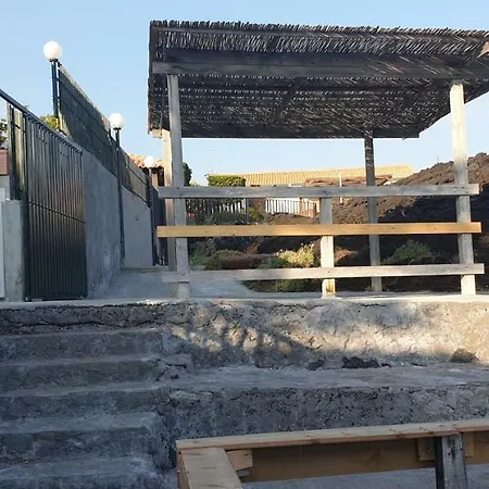 La Casa Al Mare Apartment *