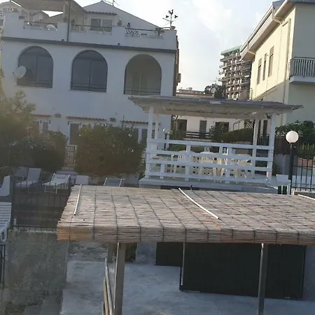 La Casa Al Mare Appartement